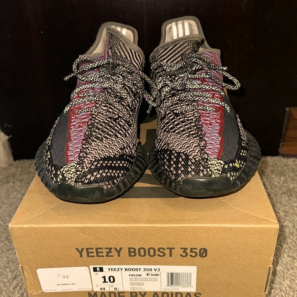 Yeezy Yechei